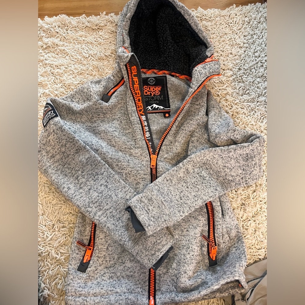Unisex small superdry hoodie